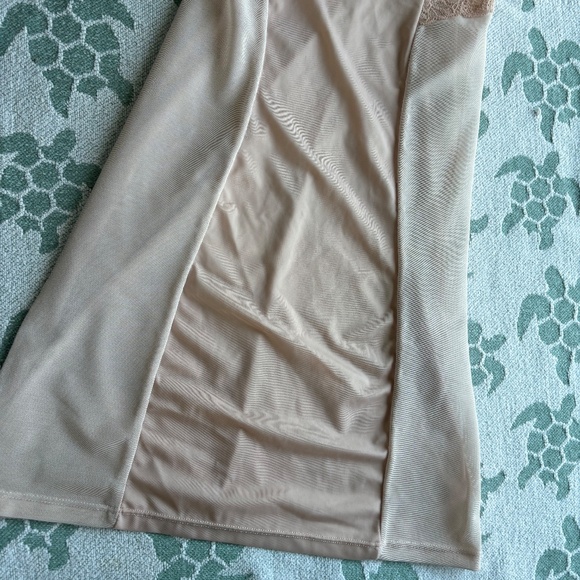Light Pink Bodycon Marilyn Monroe Intimates Underdress Large - Picture 3 of 10